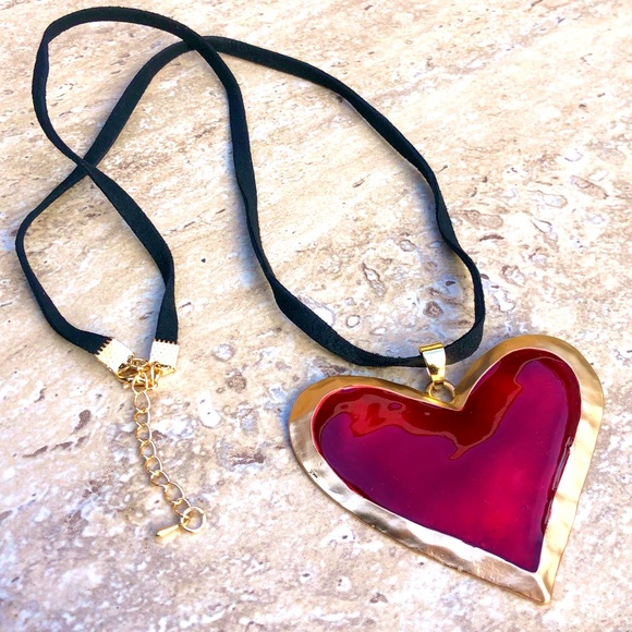 NEW Gold Rim Red Enamel Large Heart Necklace - Picture 9 of 12